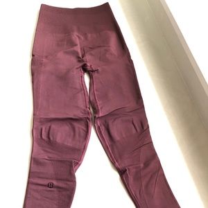 NWOT size 2 Lululemon crops - see details for deal